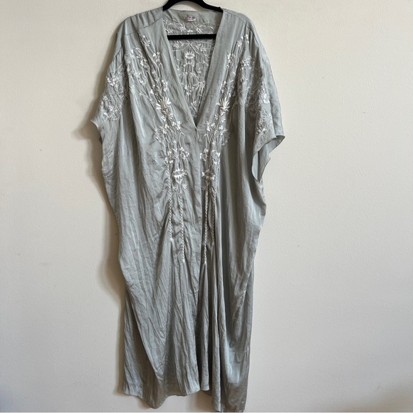 Free People Sensual Satin Sweet Sunrise Embroidered Kimono - Picture 9 of 9